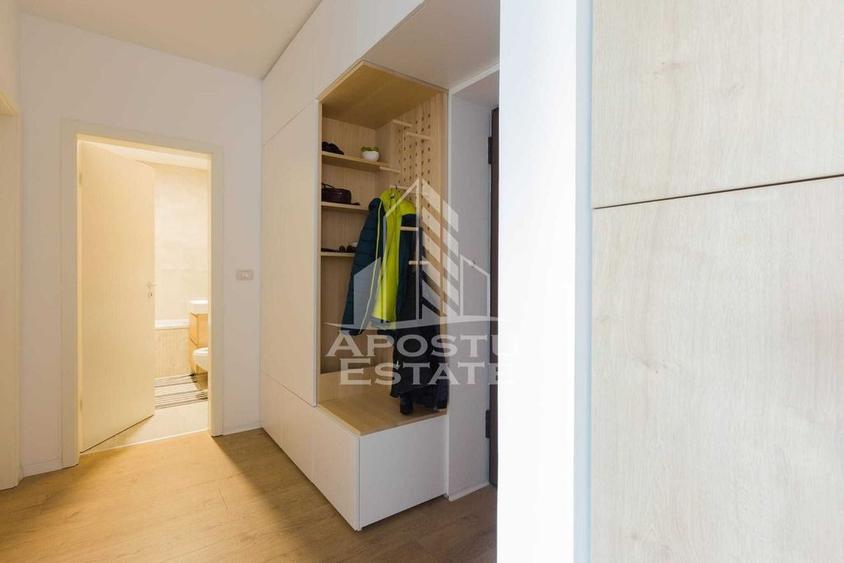 Apartament cu 2 camere semidecomandat, mobilat în Soarelui