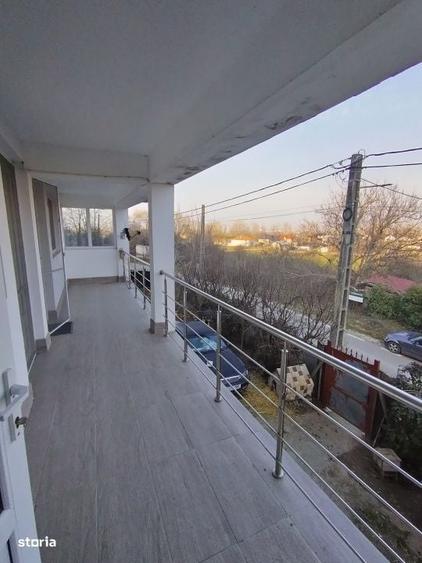 Casă cu 4 camere în Sărbătoarea