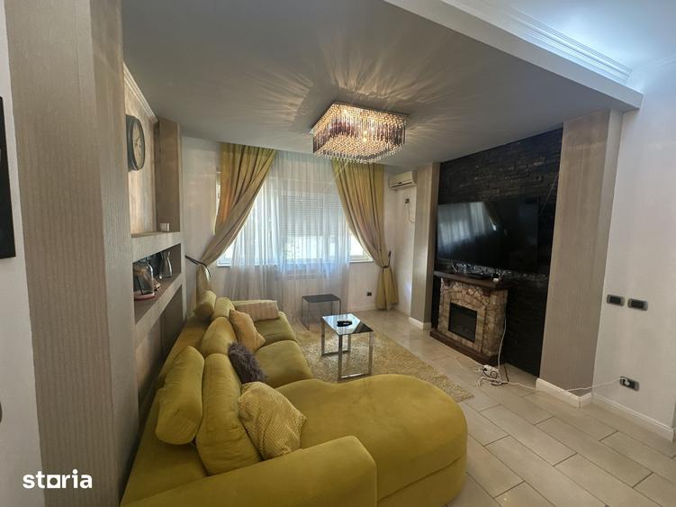 Apartament cu 3 camere semidecomandat în Eminescu