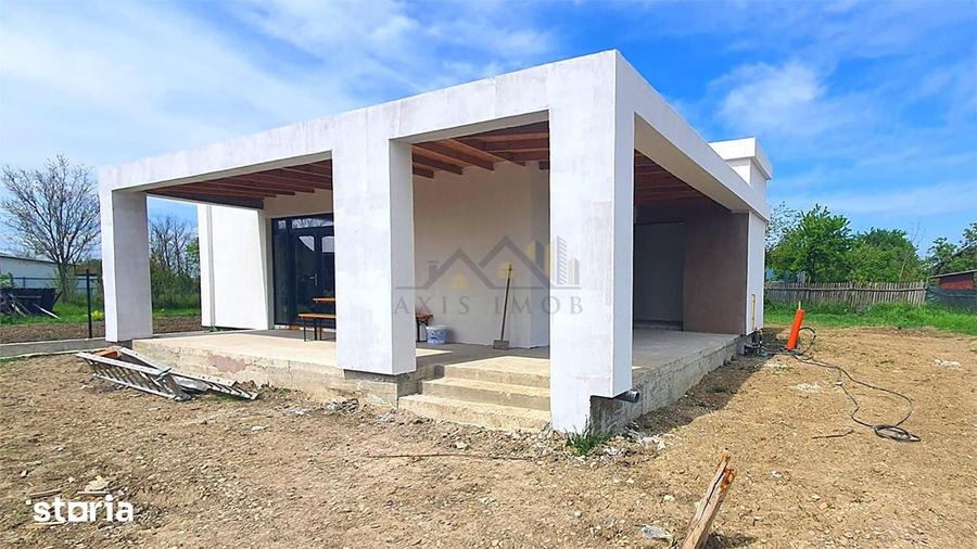 Casă cu 3 camere cu Teren 452 Mp în Gălbinași