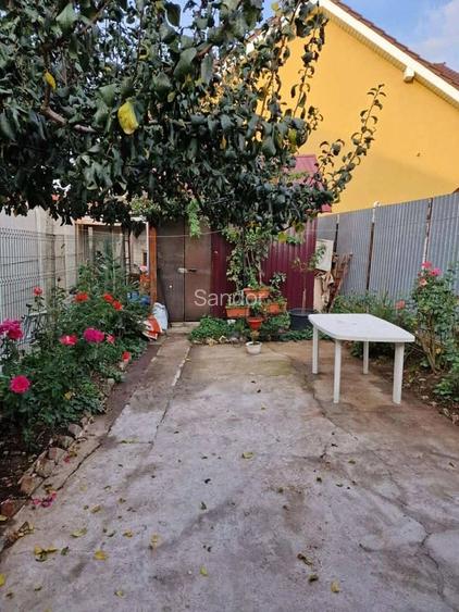 DIRECT DE LA PROPRIETAR Vand casa locuibila in zona Io?ia
