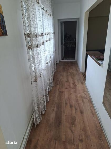 Casă cu 3 camere decomandat cu Teren 62 Mp în Central
