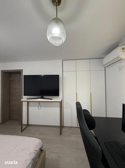Casă cu 5 camere cu Teren 400 Mp în Goranu
