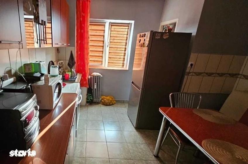 Apartament 2 camere, Balcon - Parter inalt - zona Brosteni - 3