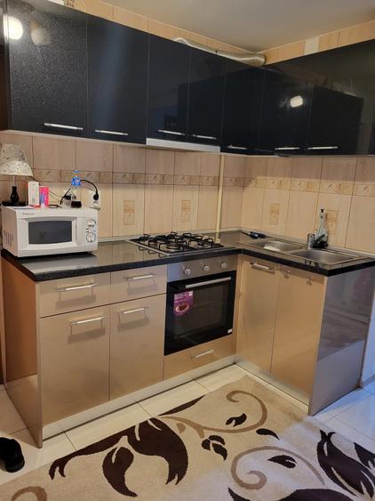 Apartament cu 2 camere decomandat în Steaua