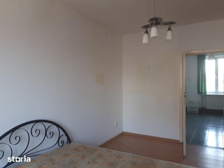 Apartament cu 3 camere decomandat în Tipografilor
