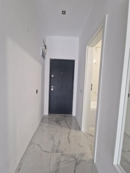 Apartament cu 2 camere semidecomandat, mobilat în Nord