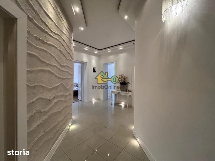 Apartament cu 3 camere semidecomandat în Elisabetin