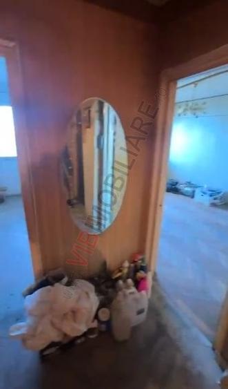 Apartament cu 3 camere decomandat în Mazepa 2