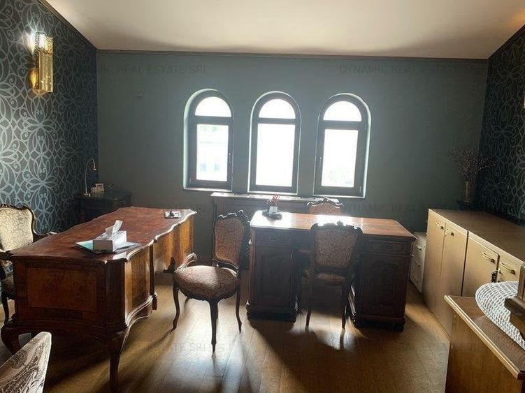 Birou, de 440 mp, în Cișmigiu