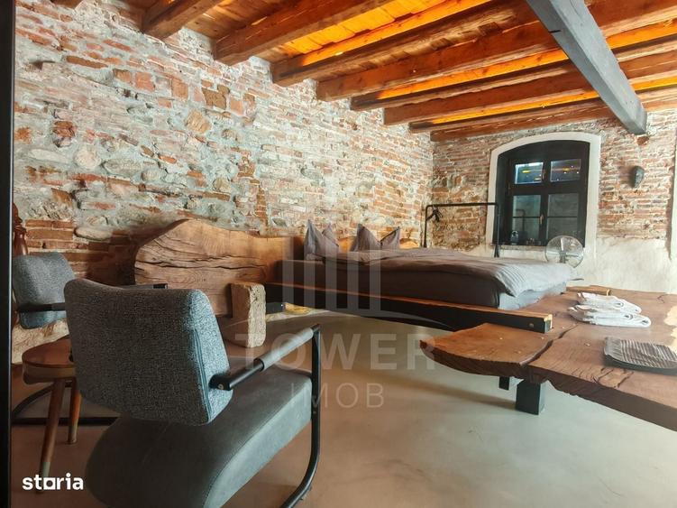 Apartament cu 3 camere în Orașul de Jos