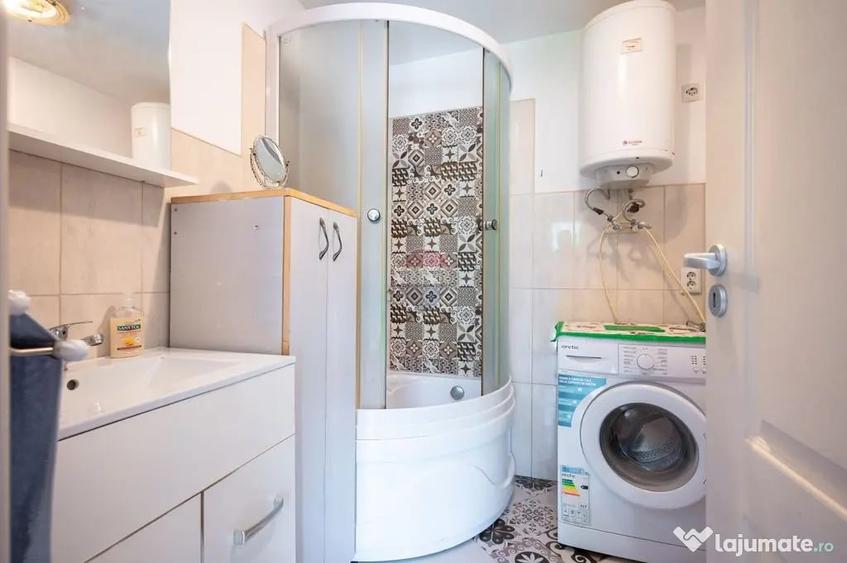 Casă cu 2 camere cu Teren 931 Mp în Șinca