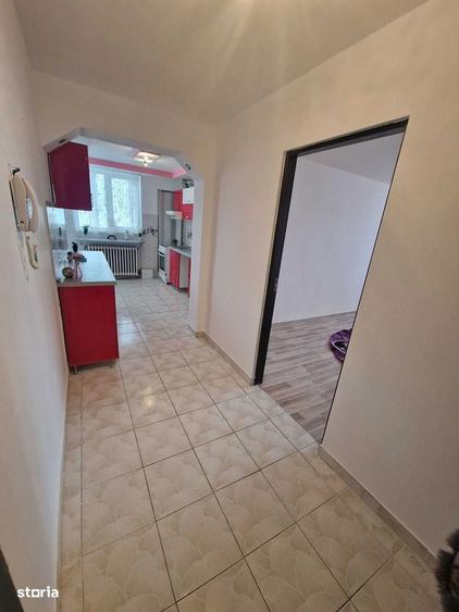 Apartament cu 2 camere decomandat în Decebal