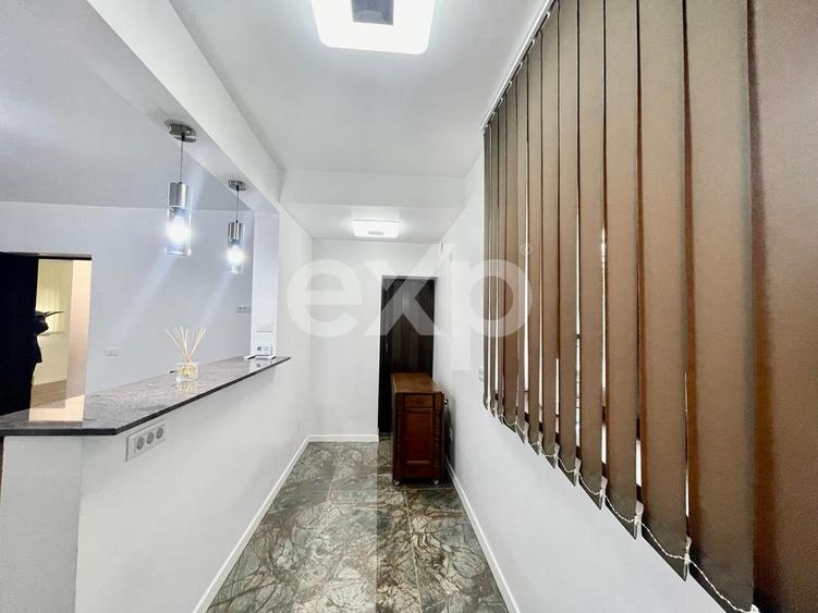 Casă individuală cu 6 camere cu Canalizare în Calea Turzii