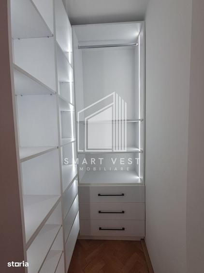Apartament cu 4 camere semidecomandat în Central