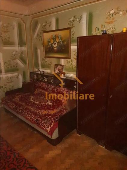 Casă cu 4 camere cu Teren 5526 Mp în Cheșa