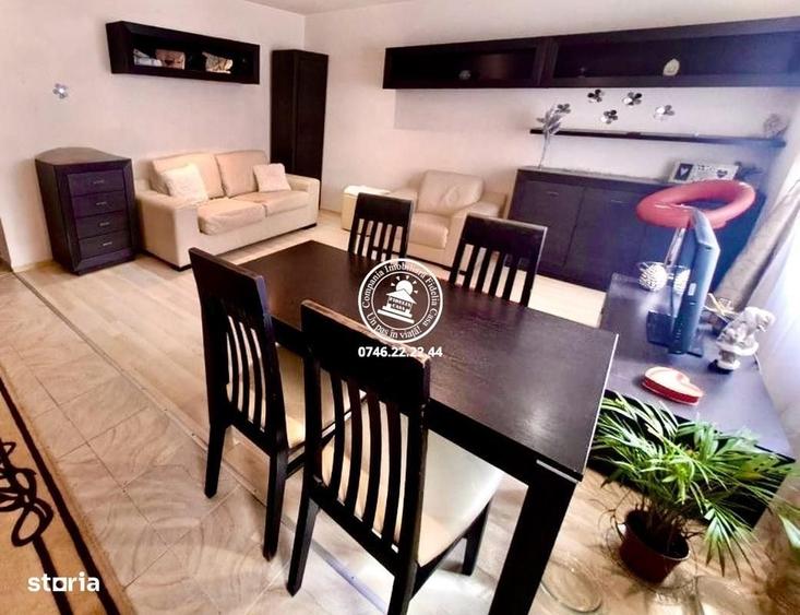Apartament cu 3 camere decomandat în Gară