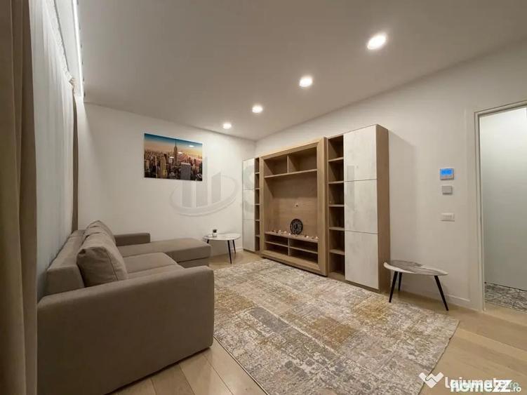 Apartament cu 2 camere decomandat, mobilat în Sud