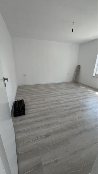 Casă cu 4 camere cu Teren 529 Mp în Șag