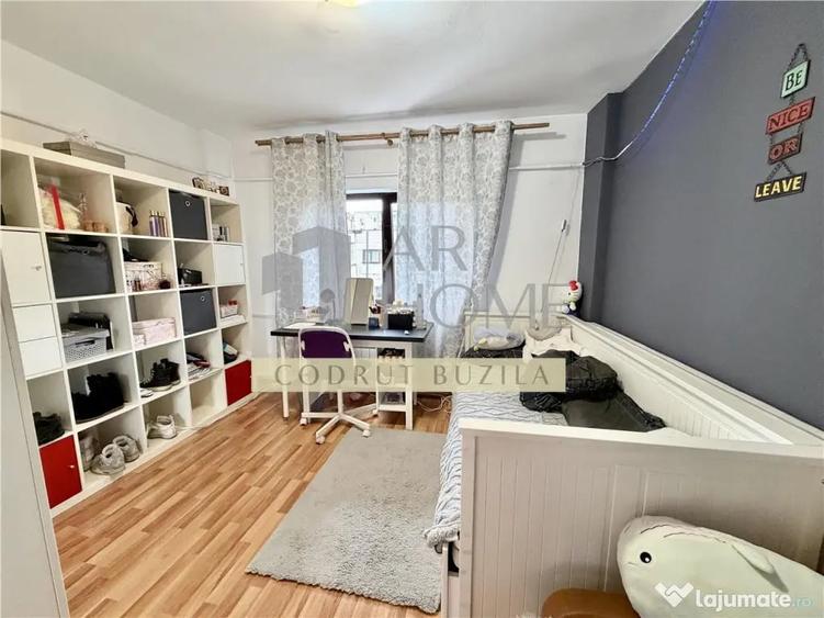 Apartament cu 3 camere decomandat în Ultracentral