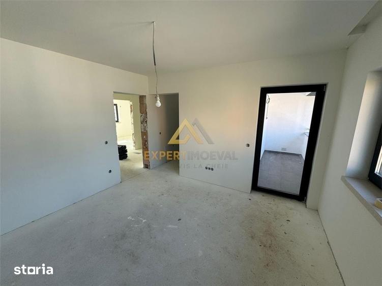 Casă cu 4 camere cu Teren 360 Mp în Valea Borcutului