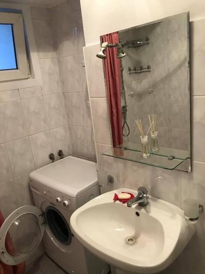 Apartament cu 3 camere decomandat în Gorjului