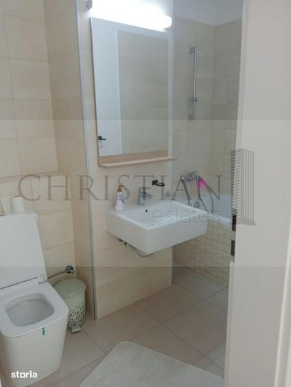 Apartament cu 4 camere, mobilat în Drumul Taberei