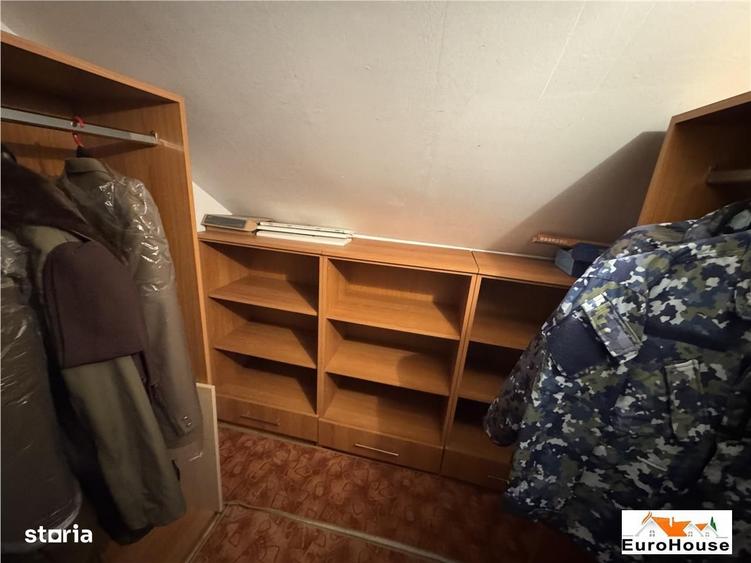 Apartament cu 3 camere decomandat în Micești