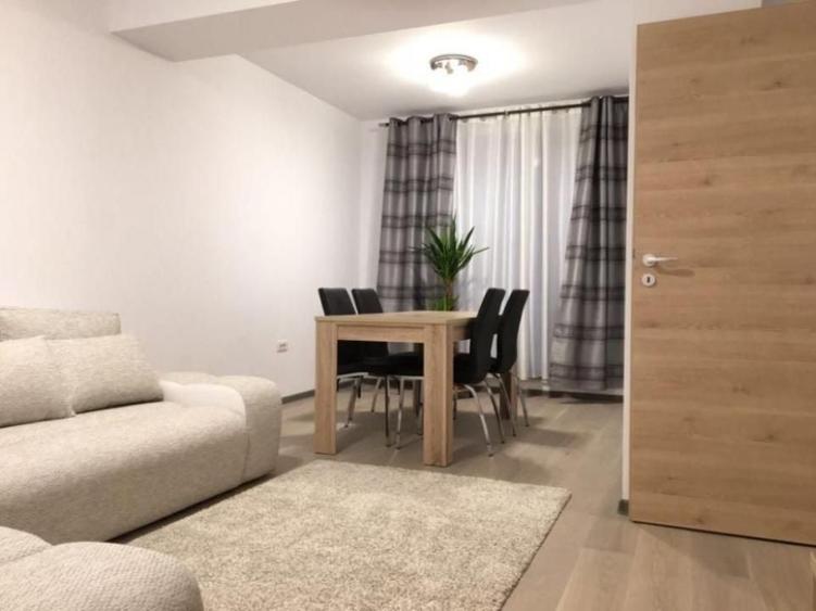 2 camere Victoriei - 6