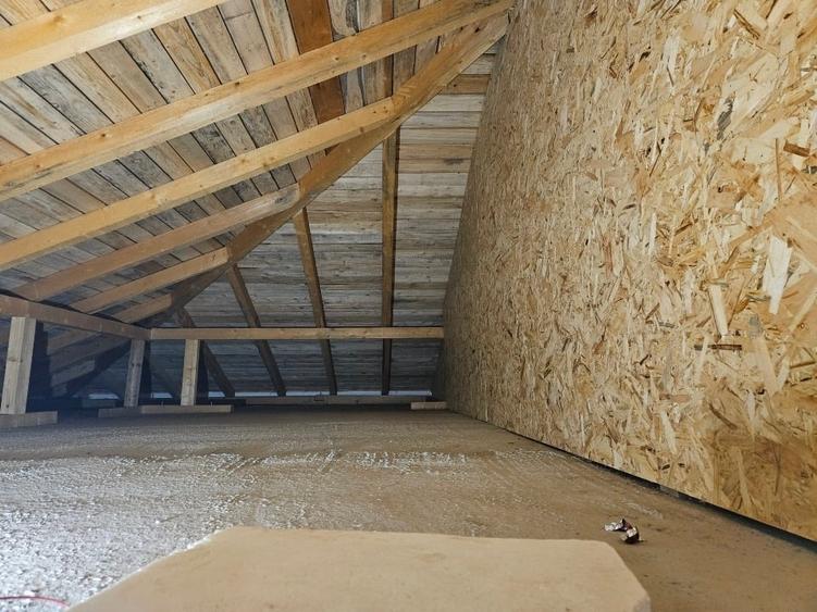 Duplex cu 3 camere cu Canalizare în Șag