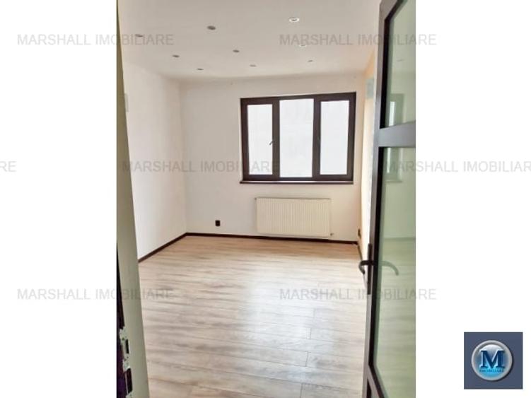 Casă cu 8 camere cu Canalizare în Ultracentral