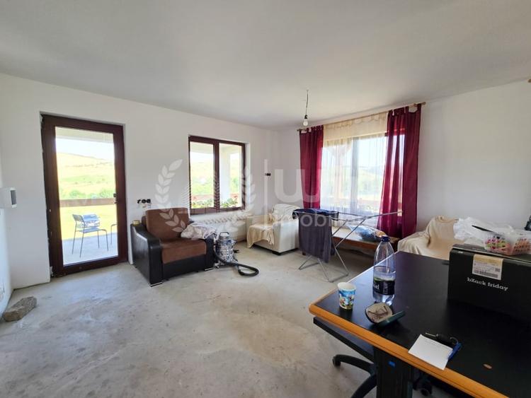 Casă individuală cu 5 camere cu Teren 2500 Mp în Gheorgheni