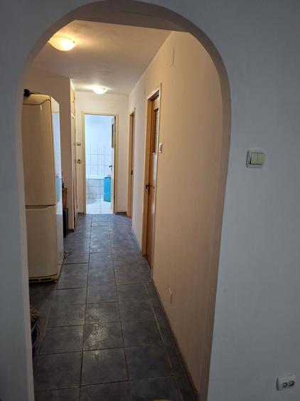 Apartament cu 2 camere decomandat în 13 Septembrie