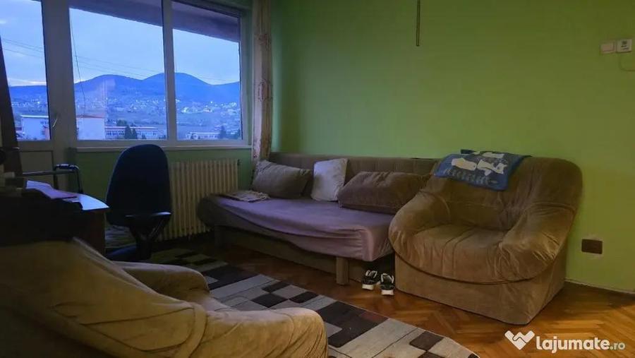 Apartament cu 2 camere semidecomandat în Bălcescu