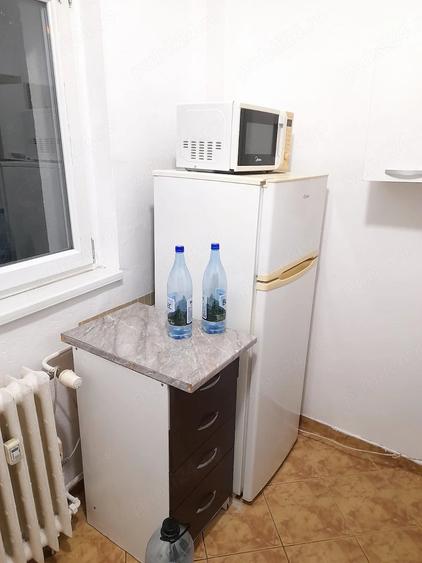 Garsonieră decomandată în Moșilor
