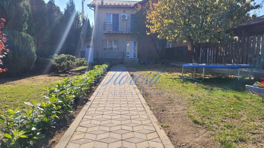 Duplex cu 4 camere cu Canalizare în Florești