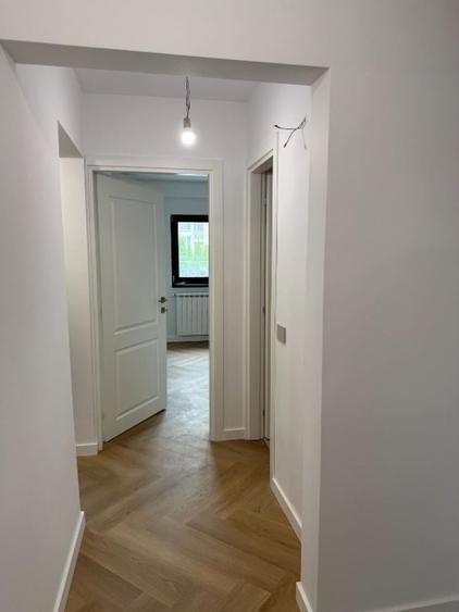 Apartament cu 3 camere decomandat în Beller