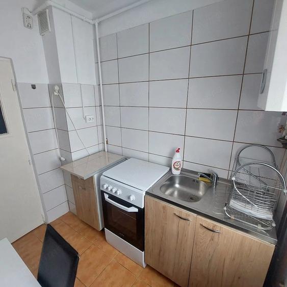 Garsonieră semidecomandată, mobilată în Gheorghe Lazăr