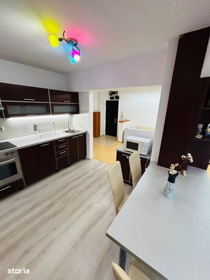 Apartament cu 3 camere în Dacia