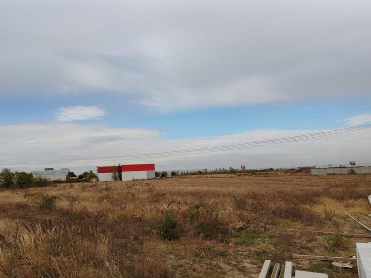 Spațiu industrial, de 1,238 mp, în Bolintin-Deal