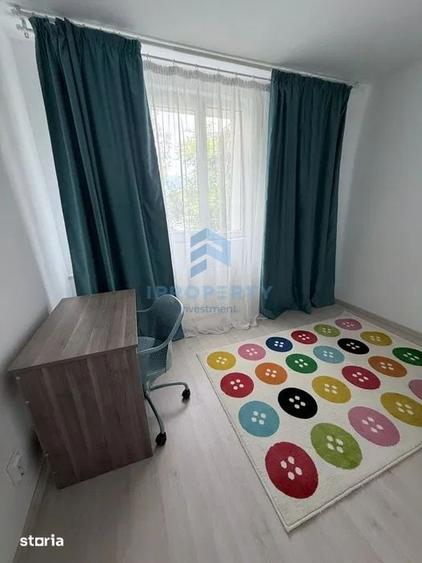 Apartament cu 3 camere decomandat în Drumul Taberei