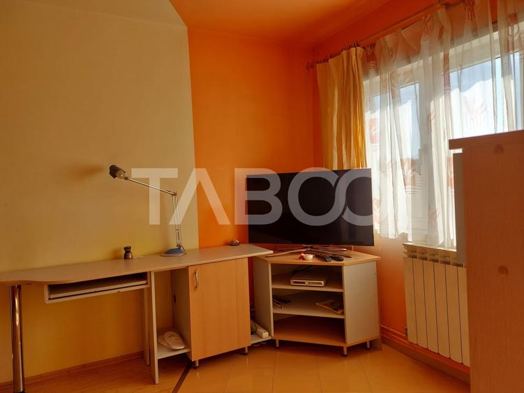 Apartament cu 2 camere nedecomandat, mobilat în Cisnădie