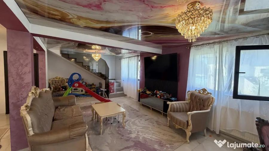Casă cu 5 camere cu Teren 457 Mp în Ciorogârla