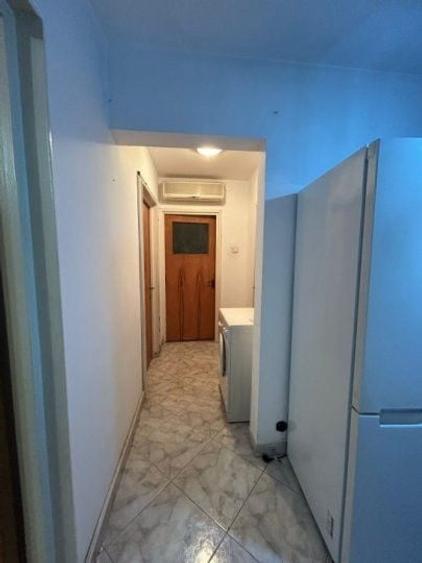 Apartament cu 3 camere decomandat în Rahova
