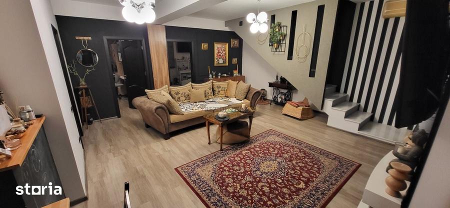 Casă cu 7 camere cu Teren 329 Mp în Dristor