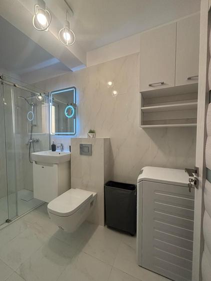 Apartament cu 2 camere în Apărătorii Patriei