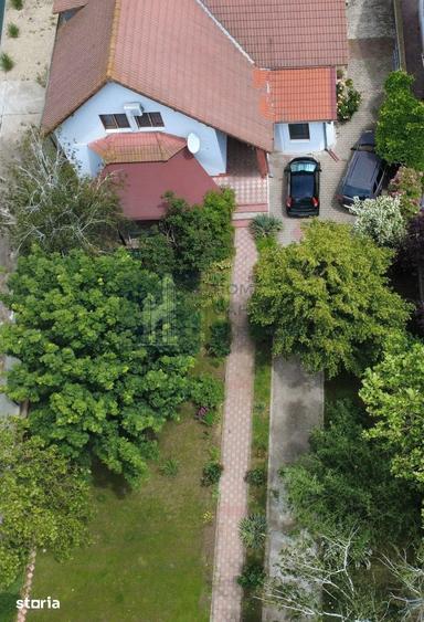 Casă cu 6 camere cu Teren 688 Mp în Nord