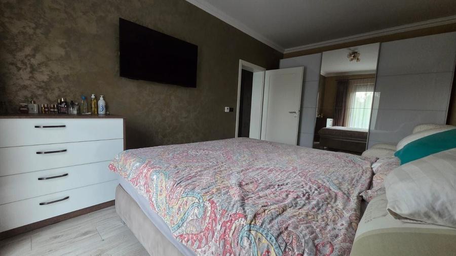 Casă individuală cu 4 camere decomandat cu Canalizare în Braytim