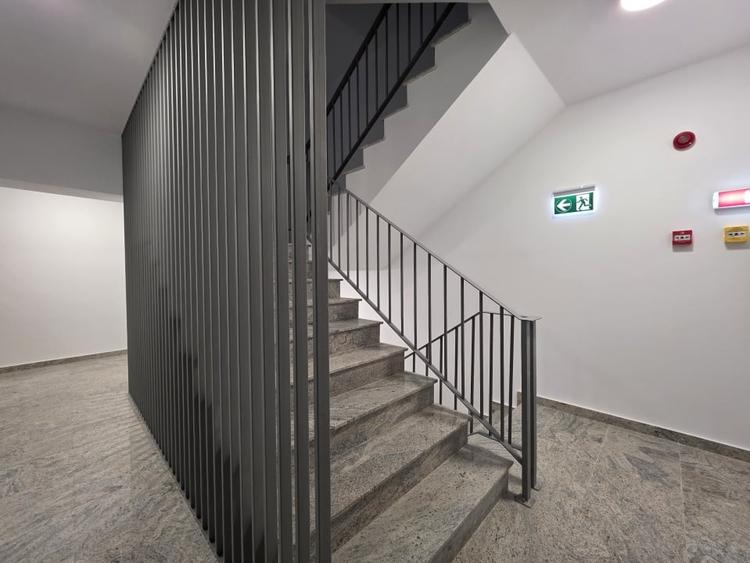 Apartament cu 2 camere decomandat, mobilat în 13 Septembrie