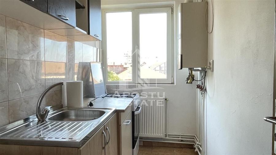 Apartament cu 2 camere semidecomandat, mobilat în Șagului